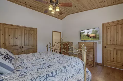 Bedroom - 4037 W Sage Ct, Pine, AZ 85544 photo 3 of 10