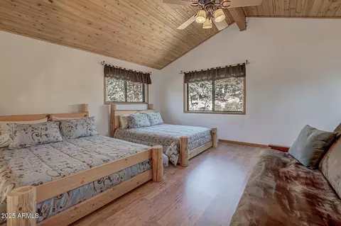 Bedroom - 4037 W Sage Ct, Pine, AZ 85544 photo 7 of 10