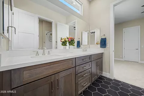 Bath - 1716 E Melrose St, Mesa, AZ 85203 photo 8 of 13