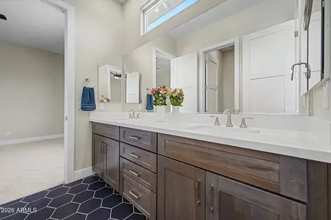 Bath - 1716 E Melrose St, Mesa, AZ 85203 photo 7 of 13