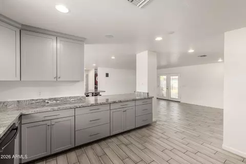 Kitchen - 136 E Palmcroft Dr, Tempe, AZ 85282 photo 3 of 3