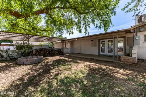 Exterior - 136 E Palmcroft Dr, Tempe, AZ 85282 photo 6 of 7