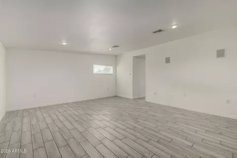 Living - 136 E Palmcroft Dr, Tempe, AZ 85282 photo 3 of 4