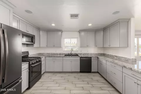 Kitchen - 136 E Palmcroft Dr, Tempe, AZ 85282 photo 2 of 3