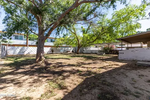 Exterior - 136 E Palmcroft Dr, Tempe, AZ 85282 photo 4 of 7