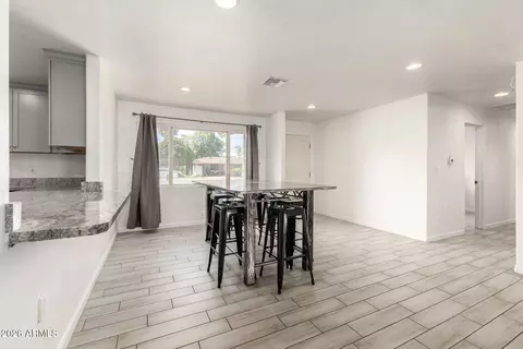 Dining - 136 E Palmcroft Dr, Tempe, AZ 85282 photo 1 of 1