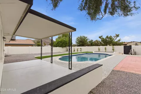 2211 W Windrose Dr, Phoenix, AZ 85029 photo 21
