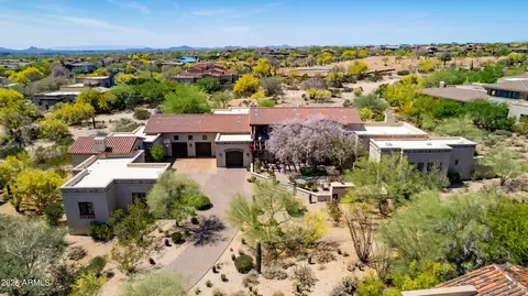 9820 E Thompson Peak Pkwy #824, Scottsdale, AZ 85255