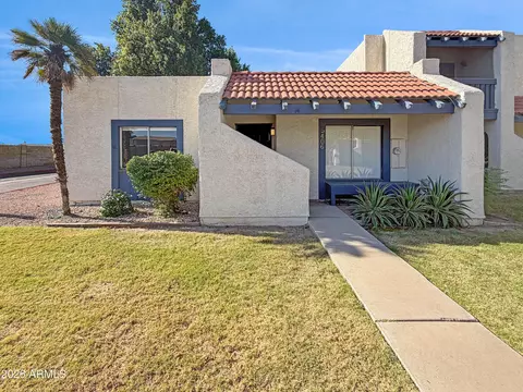 5406 W El Caminito Dr, Glendale, AZ 85302