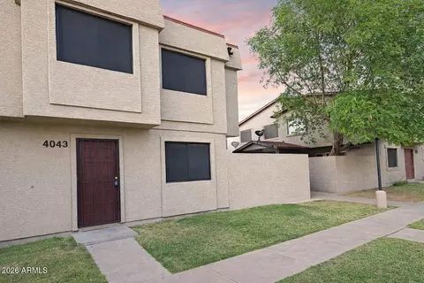 4043 W Wonderview Rd, Phoenix, AZ 85019