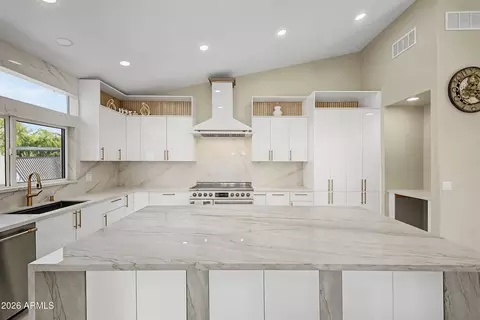 1732 W Commerce Ave, Gilbert, AZ 85233