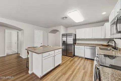 Kitchen - 873 E Saratoga St, Gilbert, AZ 85296 photo 5 of 5