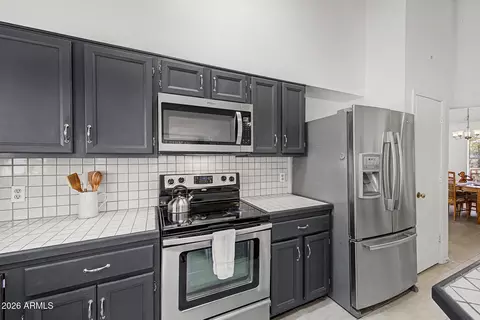 Kitchen - 1238 E Mineral Rd, Gilbert, AZ 85234 photo 6 of 7