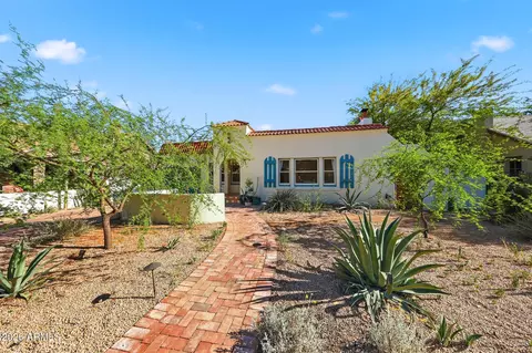 1555 E Cheery Lynn Rd, Phoenix, AZ 85014