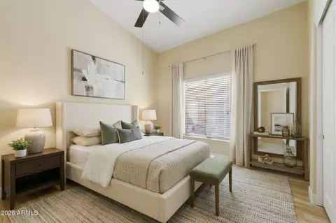 Bedroom - 6535 N 14th Pl, Phoenix, AZ 85014 photo 1 of 2