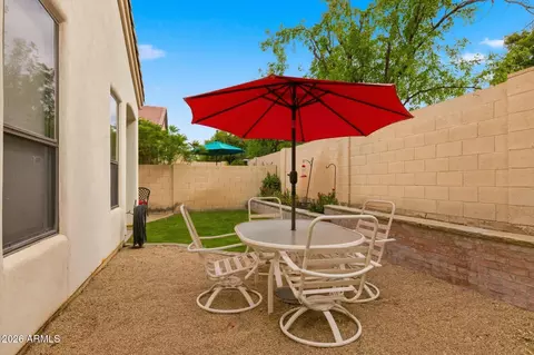 Exterior - 6535 N 14th Pl, Phoenix, AZ 85014 photo 2 of 4