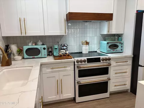 45 W Vogel Ave, Phoenix, AZ 85021