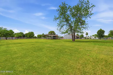 Exterior - 332 E Harrison St, Gilbert, AZ 85295 photo 17 of 21