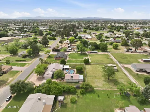 View/Area - 332 E Harrison St, Gilbert, AZ 85295 photo 8 of 8