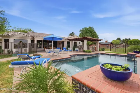Exterior - 332 E Harrison St, Gilbert, AZ 85295 photo 9 of 21