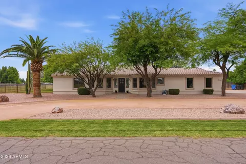Exterior - 332 E Harrison St, Gilbert, AZ 85295 photo 19 of 21