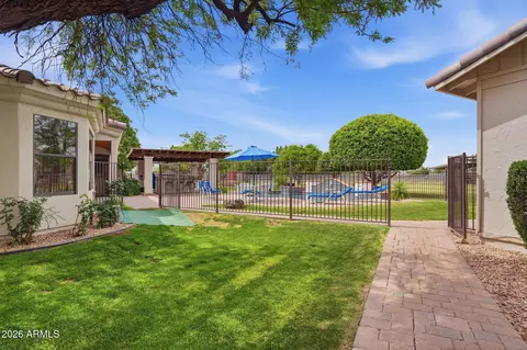 Exterior - 332 E Harrison St, Gilbert, AZ 85295 photo 13 of 21