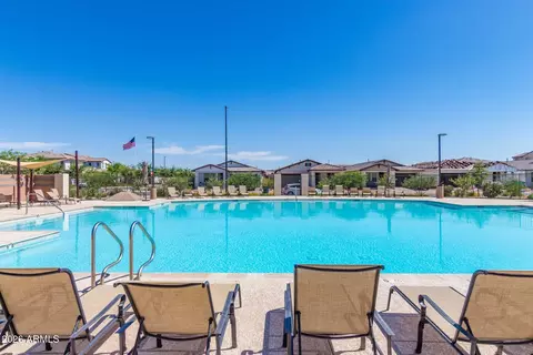 1840 S Follett Way, Gilbert, AZ 85295