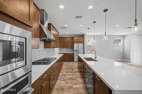 1840 S Follett Way, Gilbert, AZ 85295
