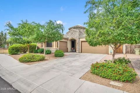 5304 N 94th Ln, Glendale, AZ 85305