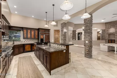 Kitchen - 9515 E Julep Cir, Mesa, AZ 85207 photo 2 of 3