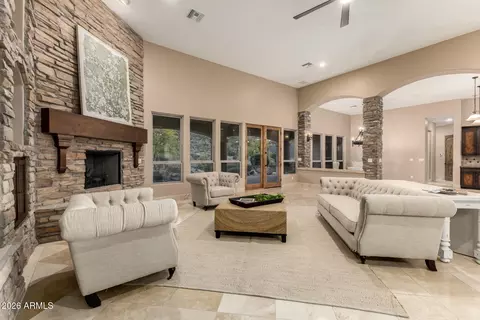 Living - 9515 E Julep Cir, Mesa, AZ 85207 photo 2 of 4