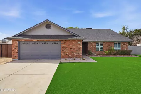 8625 W Schell Dr, Peoria, AZ 85382