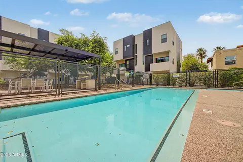 Exterior - 325 E Coronado Rd #20, Phoenix, AZ 85004 photo 9 of 9
