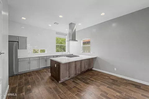 Kitchen - 325 E Coronado Rd #20, Phoenix, AZ 85004 photo 1 of 3