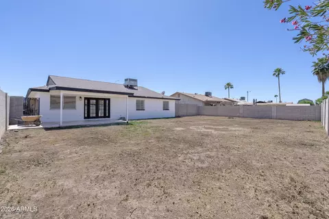 Exterior - 830 E Garnet Ave, Mesa, AZ 85204 photo 2 of 7