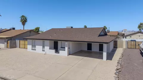 Exterior - 830 E Garnet Ave, Mesa, AZ 85204 photo 6 of 7
