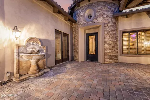 4046 N Silver Ridge Cir, Mesa, AZ 85207