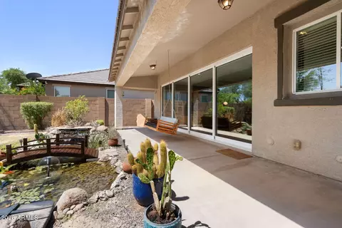 Exterior - 735 E Gary Ln, Phoenix, AZ 85042 photo 2 of 6