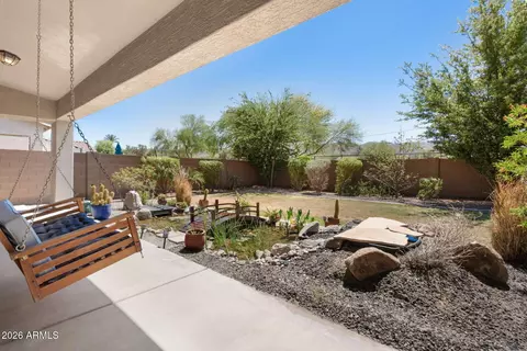 Exterior - 735 E Gary Ln, Phoenix, AZ 85042 photo 3 of 6