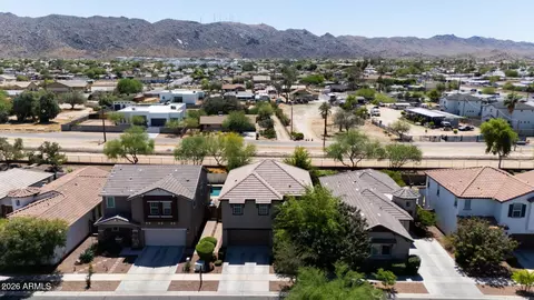 View/Area - 735 E Gary Ln, Phoenix, AZ 85042 photo 2 of 3