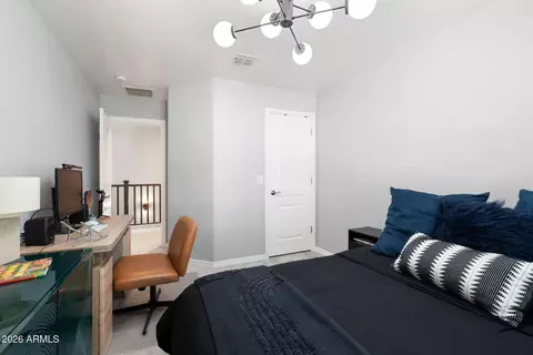 Bedroom - 735 E Gary Ln, Phoenix, AZ 85042 photo 4 of 4