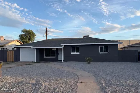 4437 E Almeria Rd, Phoenix, AZ 85008