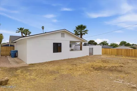 Exterior - 1024 E Butler Dr, Phoenix, AZ 85020 photo 8 of 8