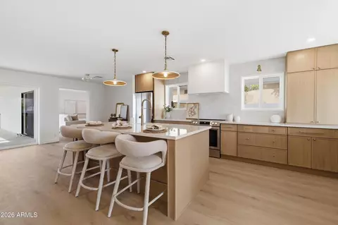 Kitchen - 1024 E Butler Dr, Phoenix, AZ 85020 photo 1 of 6