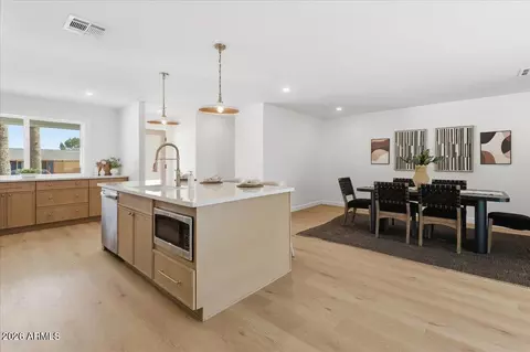 Dining - 1024 E Butler Dr, Phoenix, AZ 85020 photo 1 of 5