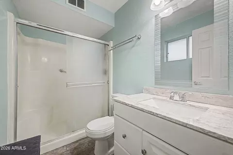 Bath - 3348 E Anderson Dr, Phoenix, AZ 85032 photo 1 of 2