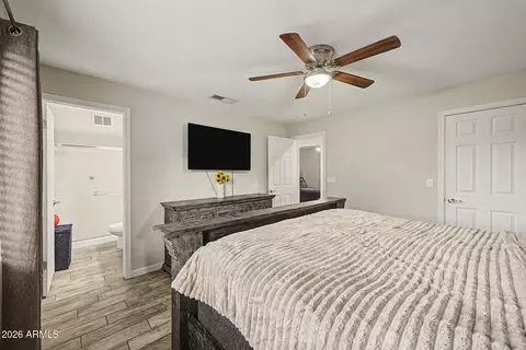 Bedroom - 3348 E Anderson Dr, Phoenix, AZ 85032 photo 3 of 5