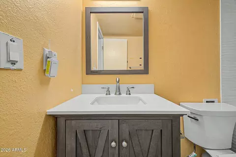 Bath - 1919 S Plaza Dr, Apache Junction, AZ 85120 photo 4 of 4