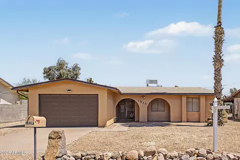 1919 S Plaza Dr, Apache Junction, AZ 85120