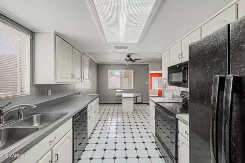 Kitchen - 1919 S Plaza Dr, Apache Junction, AZ 85120 photo 3 of 3